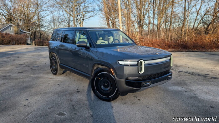 Rivian richiama più di 17.000 camion e SUV per fari difettosi / Carscoops